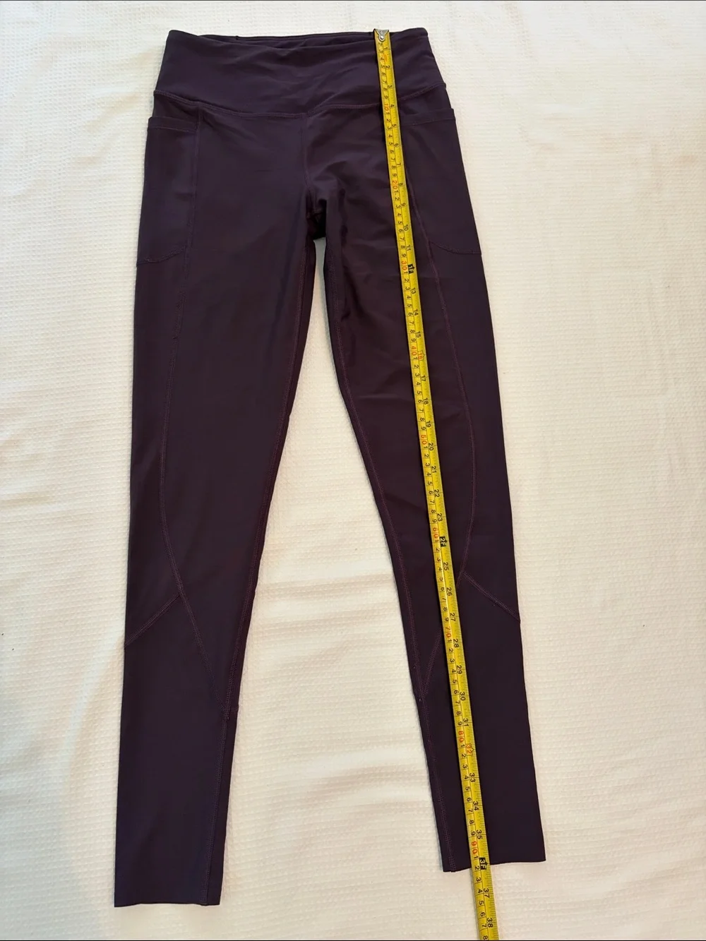 Victoria’s Secret Sport Purple total knockout  Leggings with Side Pockets size S